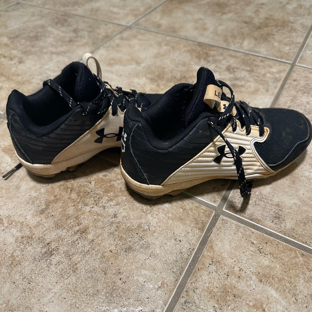 Under Armour Kids Black and White Baseball Cleats